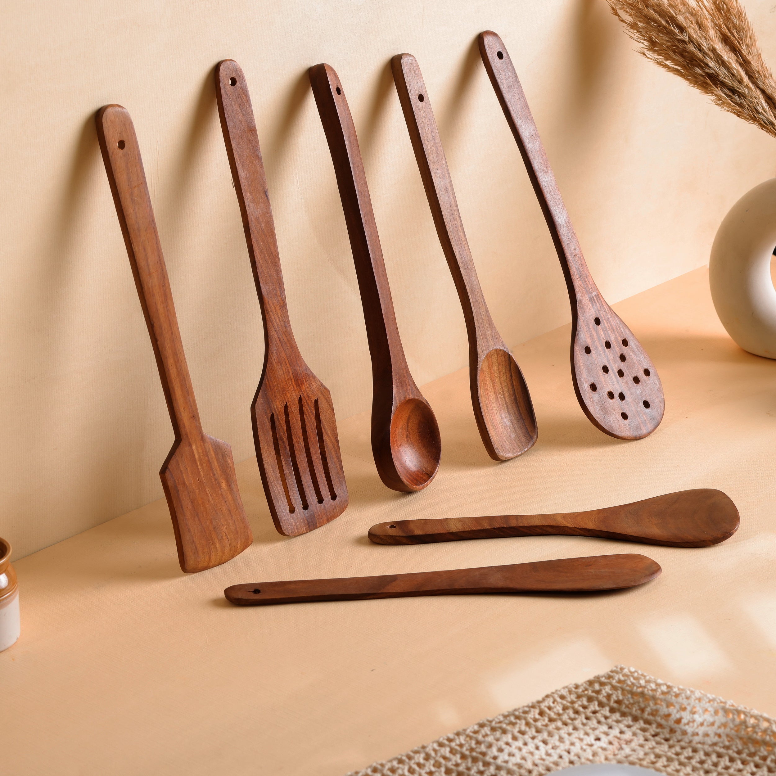 Handcrafted Sheesham Wood Utensil Set – 7 Piece Natural Cooking Tools for Eco-Friendly Kitchens