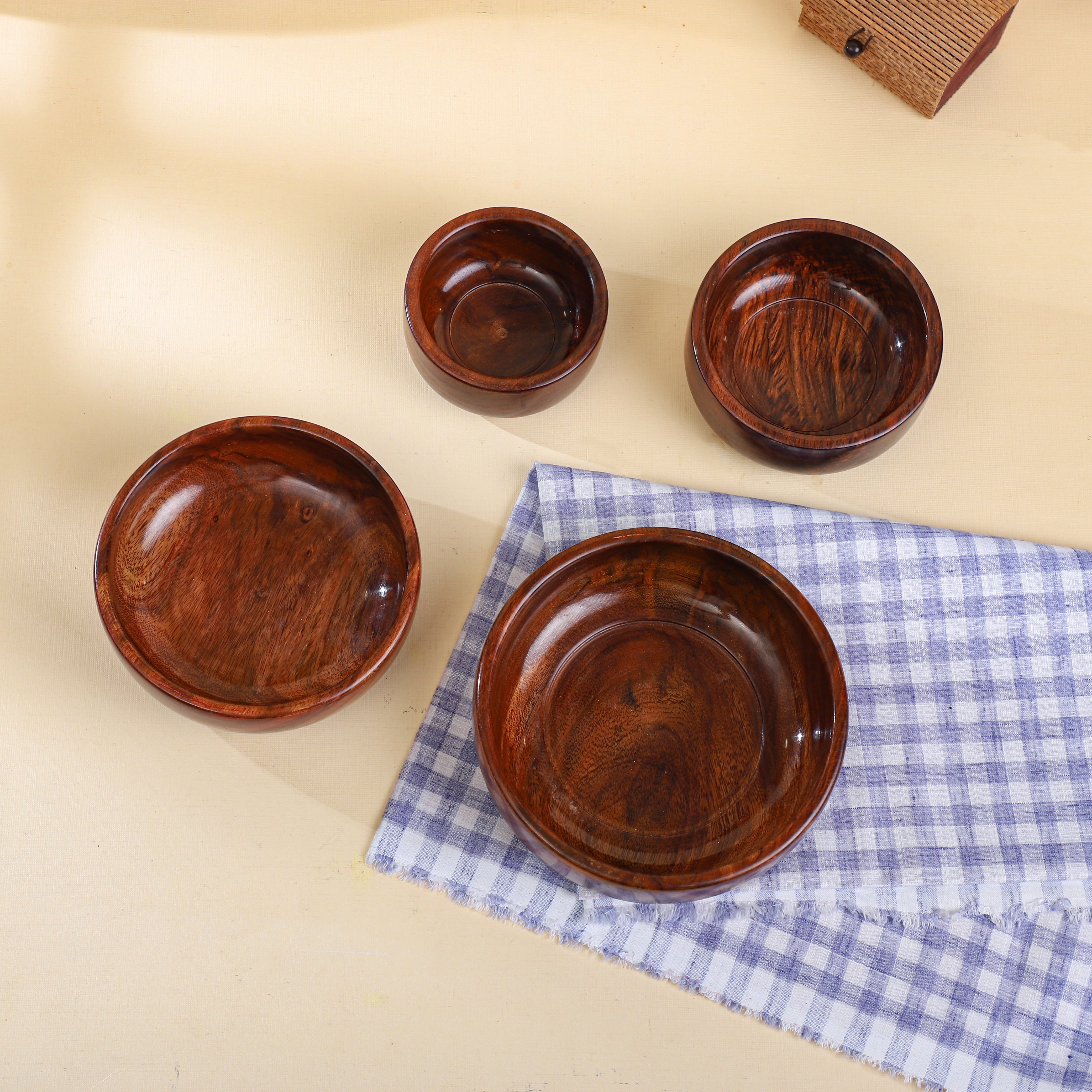 Handcrafted Sheesham Wood Bowl Set – 4-Piece Natural Finish | Multipurpose Kitchen & Serving Bowls